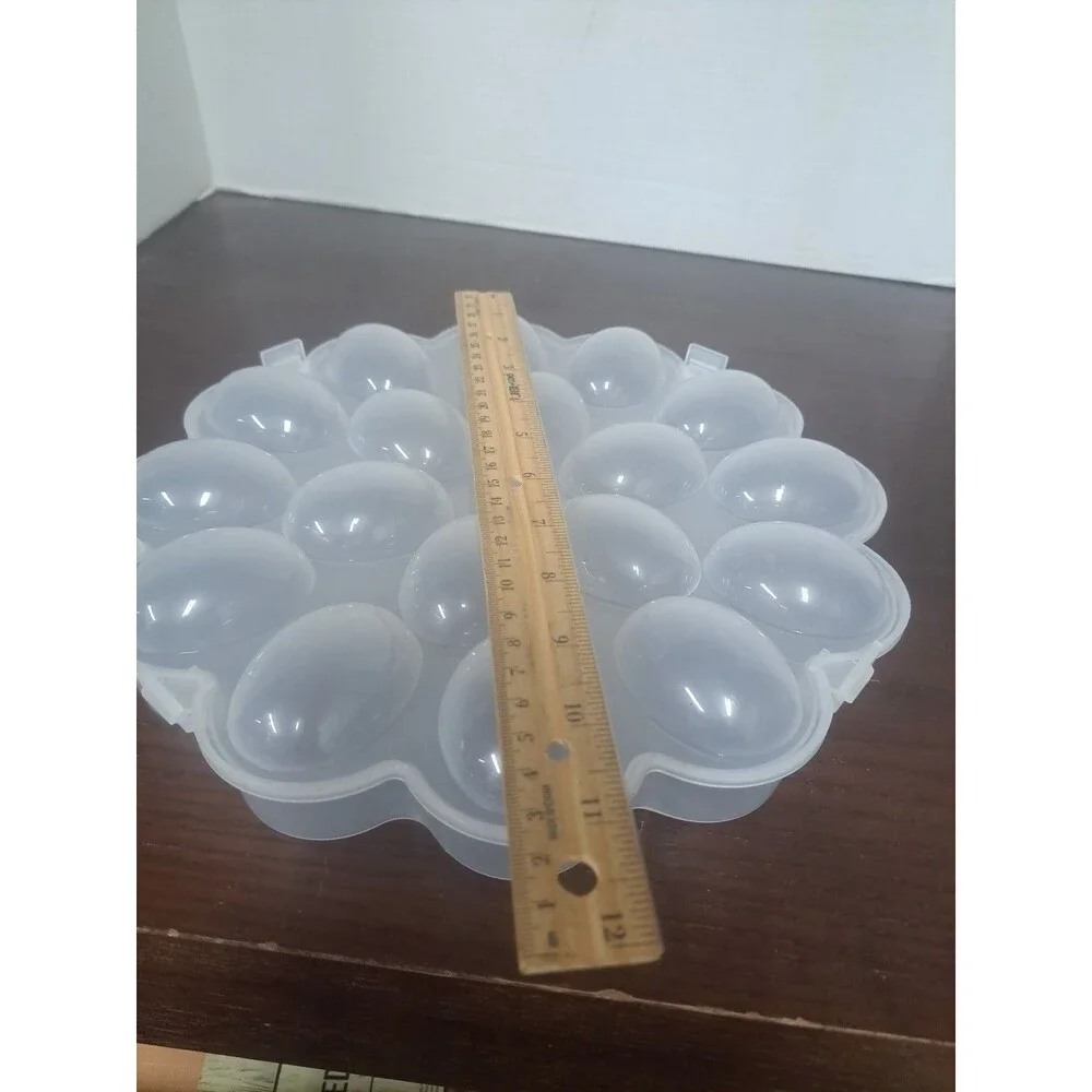 Plastic Egg Holder Holds 18 Eggs Snap On Locking Lid